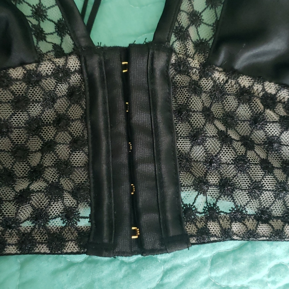 Bralette - Picture 4 of 4